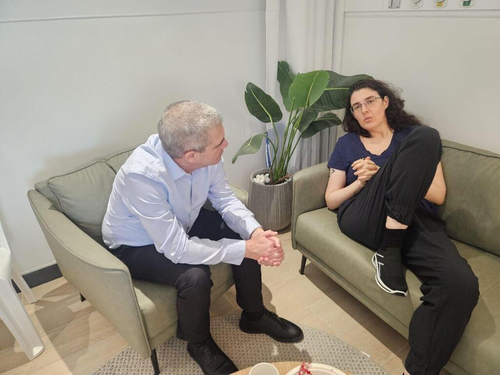 אליזבט צורקוב וגל הירש