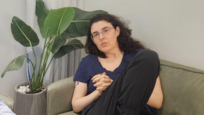 אליזבט צורקוב וגל הירש