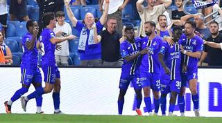 שחקני הפועל פתח תקווה בטירוף