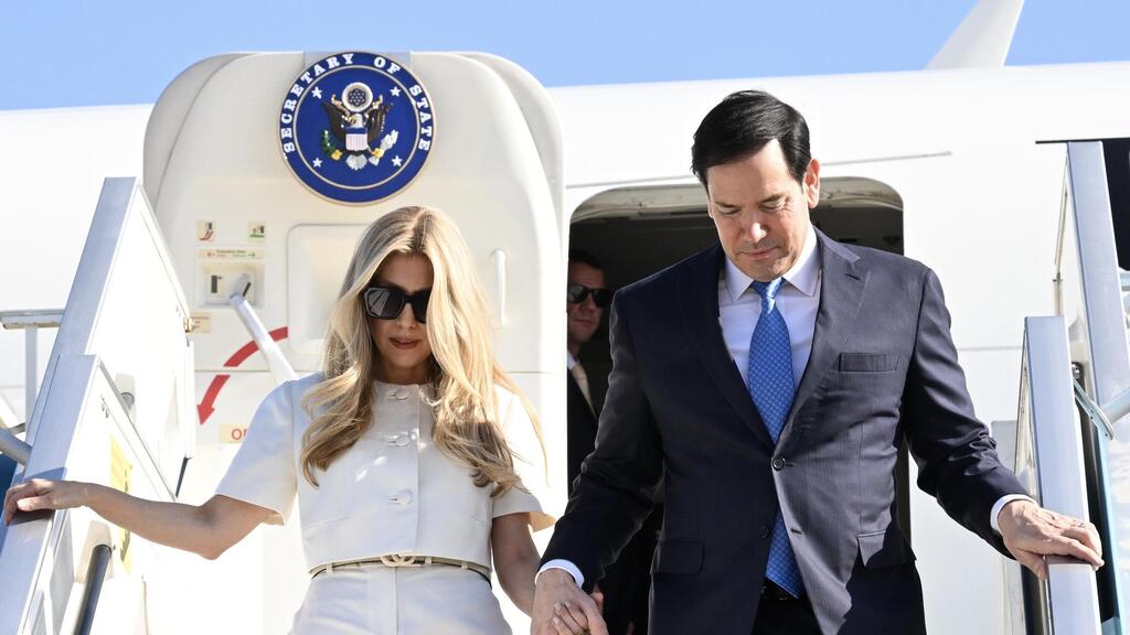 מזכיר המדינה האמריקני מרקו רוביו נוחת בישראל