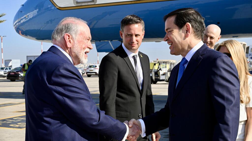 מזכיר המדינה האמריקני מרקו רוביו נוחת בישראל