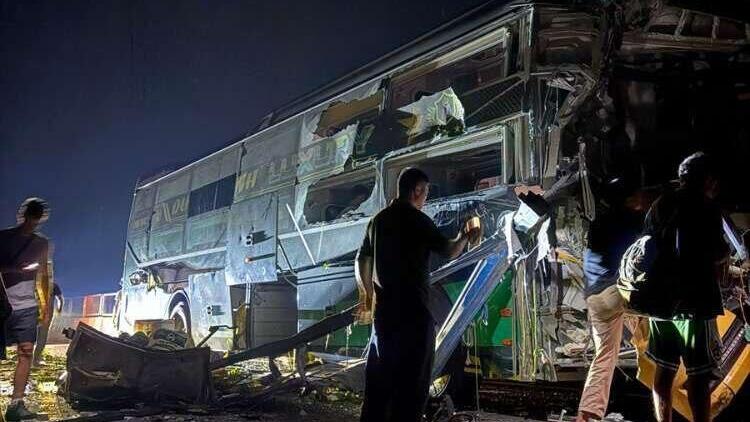 זירת תאונת דרכים בוויאטנם שבה נפצעו שמונה מטיילים ישראלים