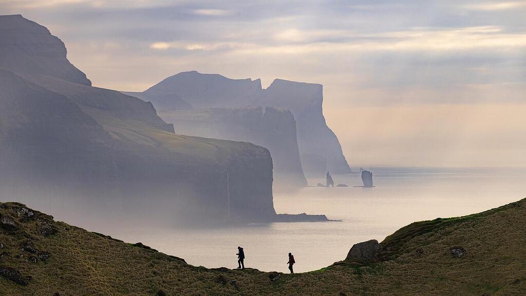 'On Man and Nature', Klor Lighthouse, Faroe Islands (Photo: Ilan Shacham) "על האדם והטבע", מגדלור קלור, איי פארו