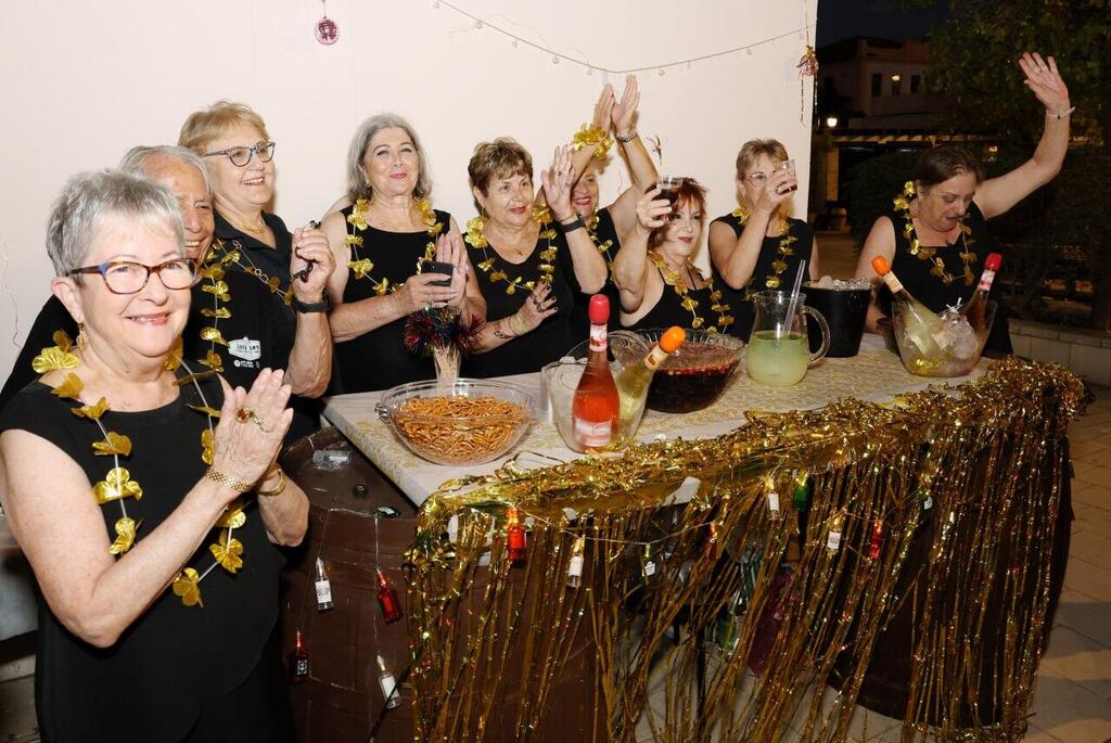 Социальные связи и активный образ жизни - главное для качества жизни на пенсии 