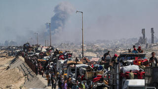 עזה פלסטינים עוזבים מצפון הרצועה דרומה