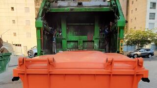 פינוי של פח כתום קרדיט יחצ תמיר