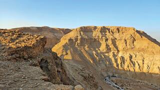 נוף המדבר בקרבת ערד. מה שרואים בסיור בשטח