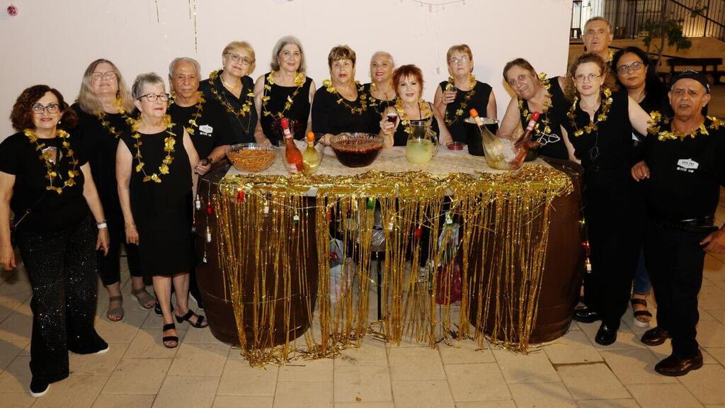 Активисты проекта "Паб ха-захав" 