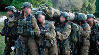 לוחמות פורום דבורה