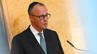 הקנצלר פרידריך מרץ בחנוכת בית הכנסת במינכן