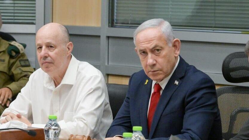 ראש הממשלה נתניהו עם שר הביטחון כ"ץ וגורמי ביטחון בחמ"ל בקריה בזמן התקיפות בתימן