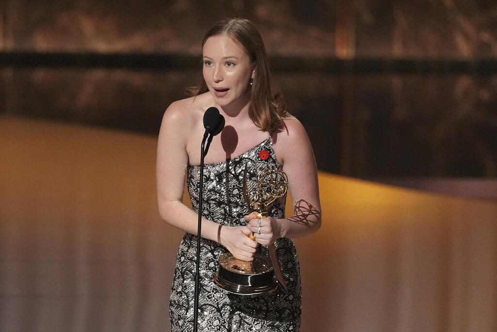 Hannah Einbinder (Photo: Chris Pizzello/Invision/AP) האנה איינבינדר