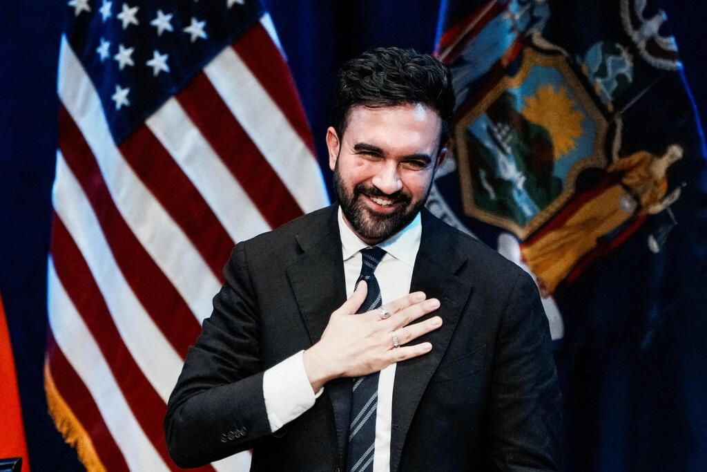 Mamdani (Photo: REUTERS/Eduardo Munoz) זוהראן ממדאני קמפיין לראשות העיר ניו יורק 6 בספטמבר באירוע תחת הכותרת "להיאבק באוליגרכיה"