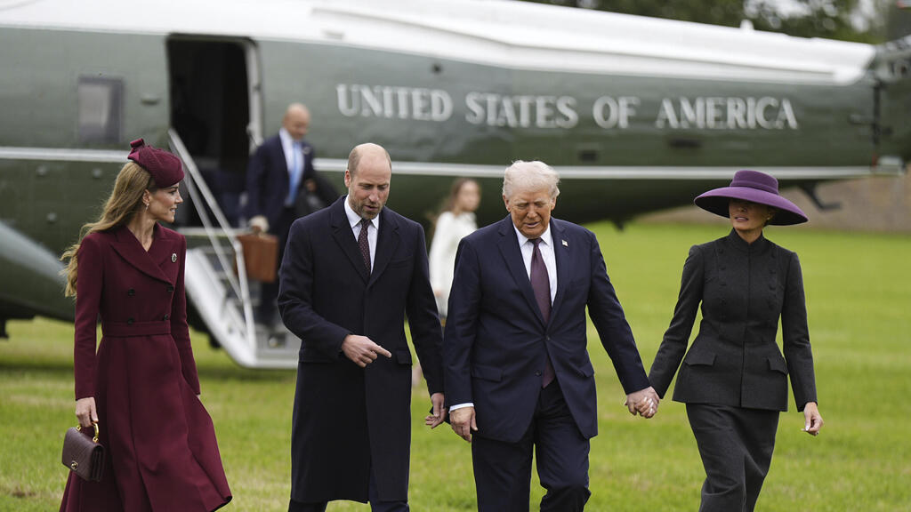 לונדון בריטניה נשיא ארה"ב דונלד טראמפ מגיע לטירת וינזדור