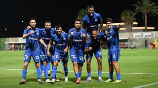 שחקני מכבי פ"ת בטירוף