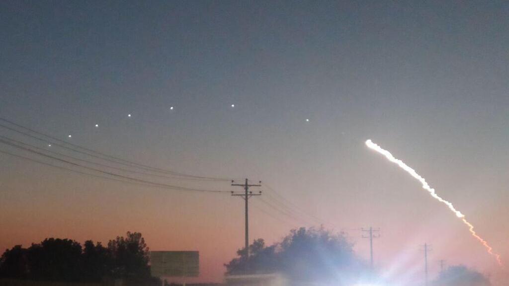 Небо над Тегераном ניסויי שיגור טילים מאיראן