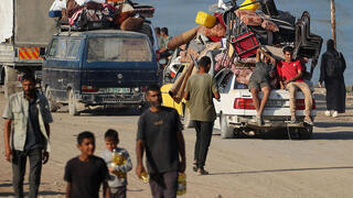 עזה פלסטינים עוזבים מצפון הרצועה דרומה