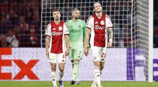 שחקני אייאקס מאוכזבים