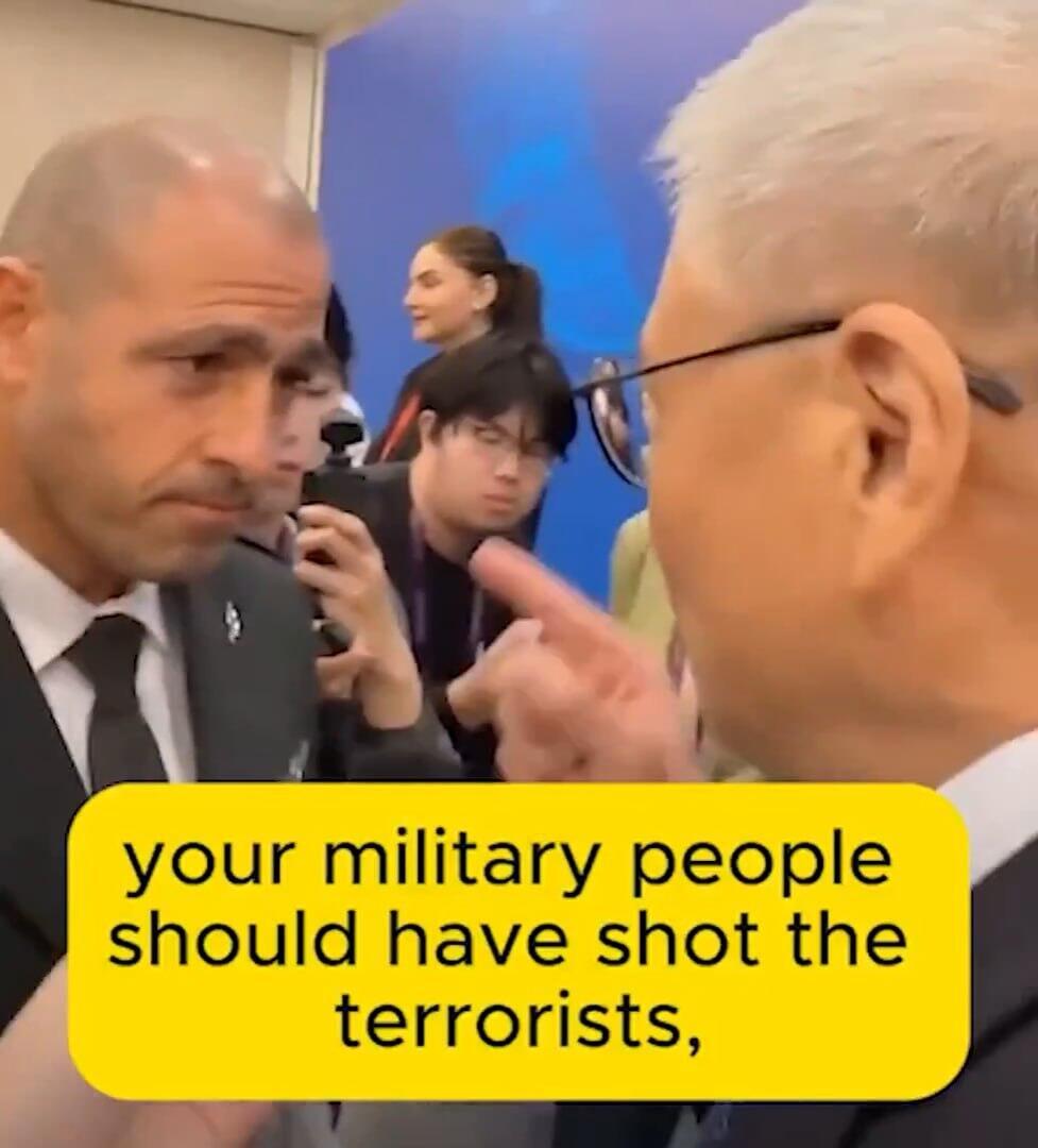 ויכוח בין אלעד שושן לבין יאן שואטנג במהלך פורום שיאנגשאן בבייג'ינג