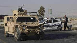 כוחות צה"ל בזירת הפיגוע במעבר אלנבי