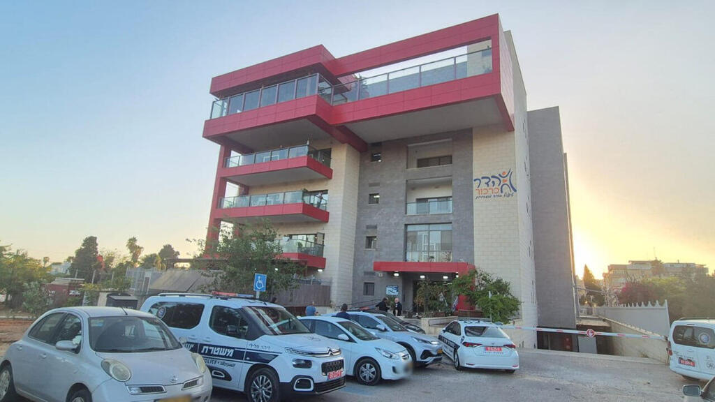 Дом престарелых в Пардес-Хане - Каркуре (Фото: Эльад Гершгорн) זירת רצח הקשיש בבית אבות בכרכור