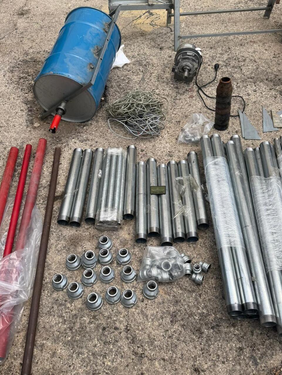 Боеприпасы в Рамалле (Фото: пресс-служба ЦАХАЛа) רקטות ואמצעי לחימה נתפסו במהלך מבצע מעצרים של כוחות צה"ל, שב"כ והימ"מ במרחב רמאללה