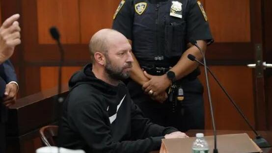 ג'רמי אהרון פיסטל בבית המשפט