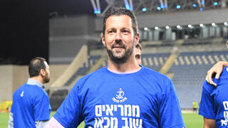 מאמן הפועל פ"ת עומר פרץ