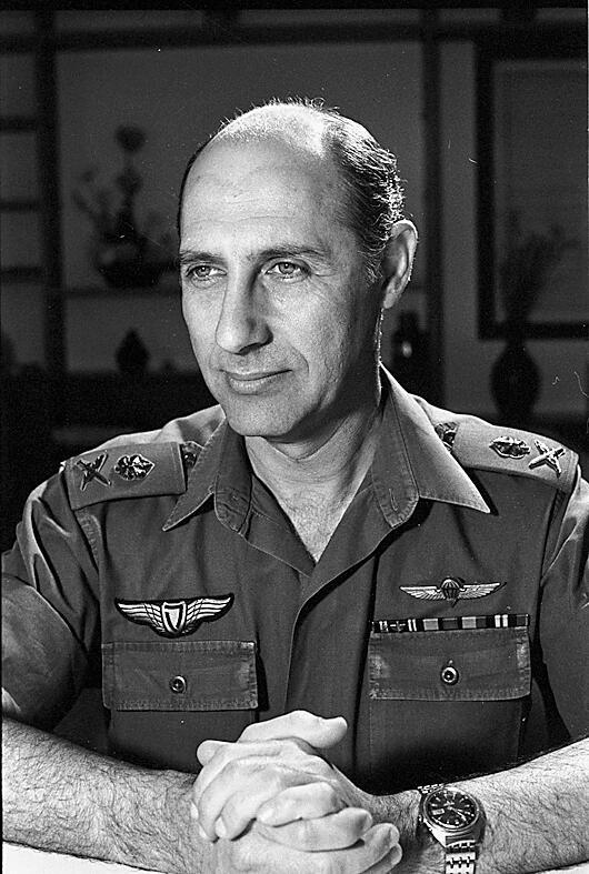 ראש אמ"ן, אלי זעירא