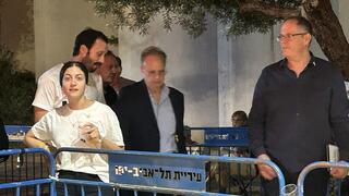  בישארה בחבח מתווך פלסטיני אמריקני נפגש עם משפחות חטופים בישראל