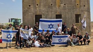 "קרן עוז" - הביטחוניסטים