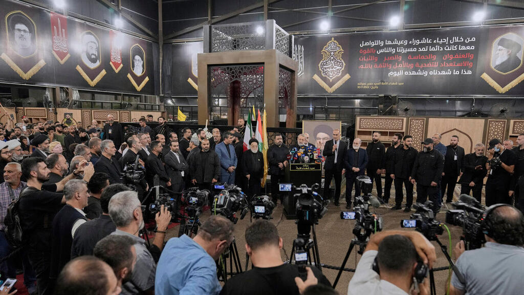 המקדש בו נמצא קברו של חסן נסראללה בלבנון