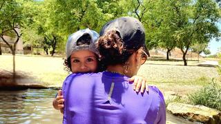 אדם ואימו סיוון