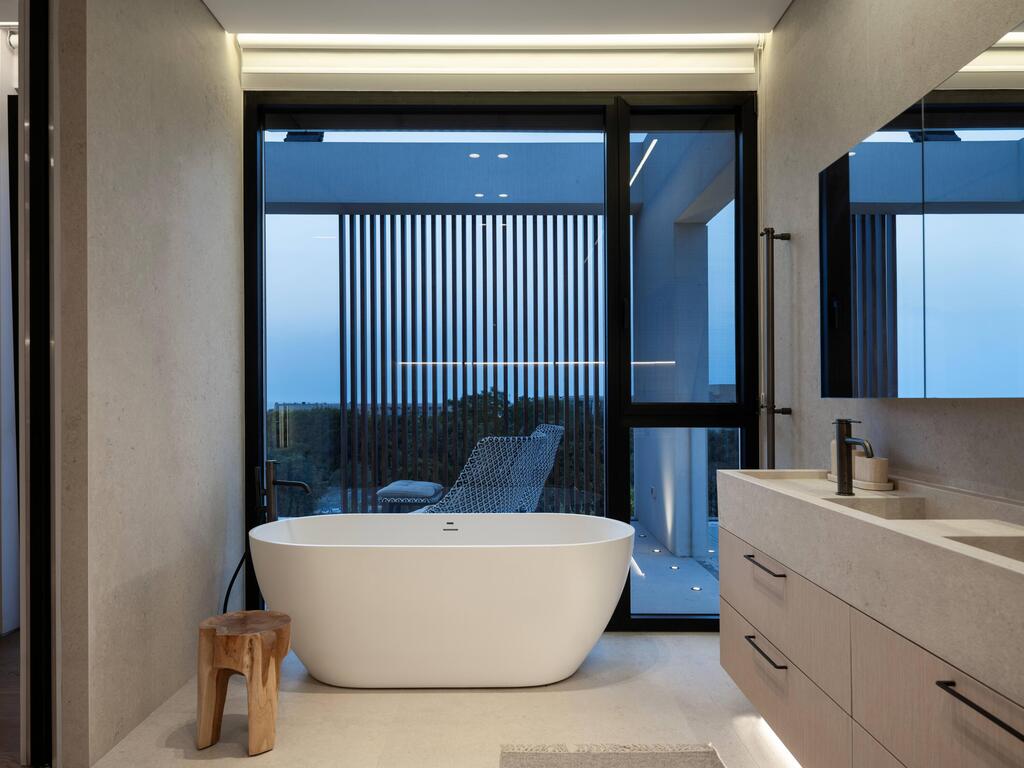 בית פרטי בקיסריה. תכנון ועיצוב: ישראל נוטס