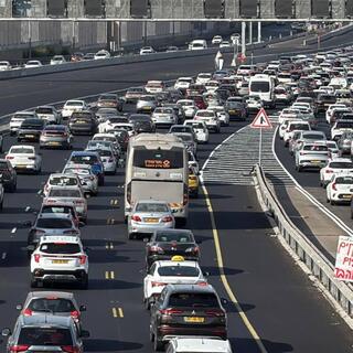 פקקים באזור פולג בערב ראש השנה