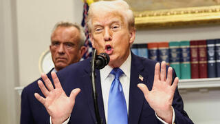 נשיא ארה"ב דונלד טראמפ ושר הבריאות האמריקני רוברט פ. קנדי ג'וניור