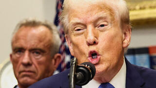 נשיא ארה"ב דונלד טראמפ ושר הבריאות האמריקני רוברט פ. קנדי ג'וניור