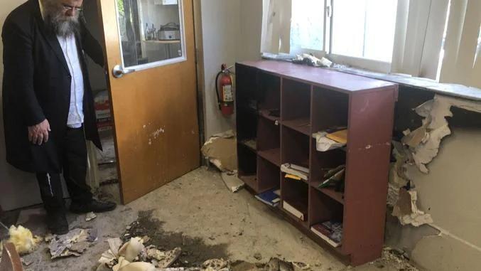 המשטרה המקומית מגדירה את המעשה "פשע שנאה"