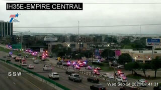 ארה"ב ירי במתקן של סוכנות ההגירה טקסס דאלאס מהגרים