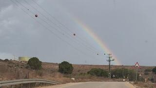קשת וגשם בקיבוץ חנתון בגליל התחתון