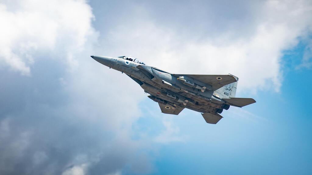 המראת מטוסי קרב של חיל האוויר לתקיפה בתימן