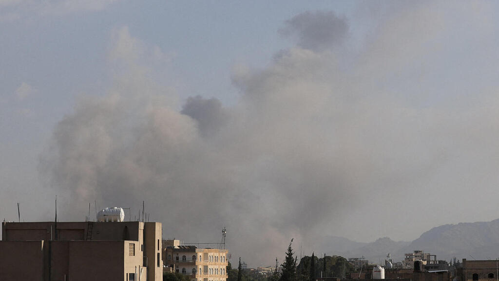 צנעא תימן עשן תקיפות צה"ל