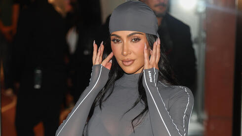 קים קרדשיאן בתצוגה של סקימס ונייקי בניו יורק, 2025