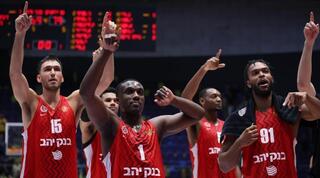 שחקני הפועל ירושלים מאושרים