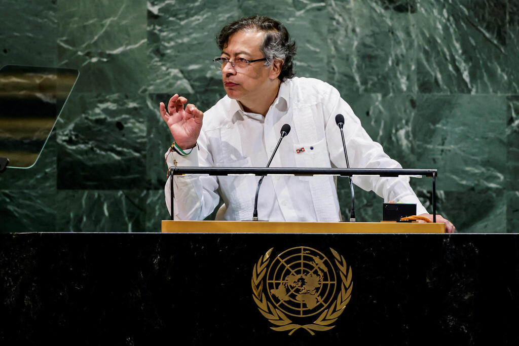 Colombian President Gustavo Petro, called for “army to liberate Palestine” but is barred from second consecutive term (Photo: Eduardo Munoz/ Reuters) נשיא קולמביה גוסטבו פטרו