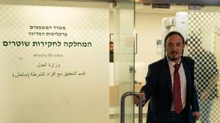 חנמאל דורפמן בחקירה במח"ש