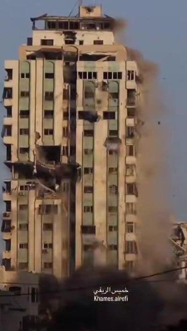 תקיפת מגדל "מכה" בשכונת תל אל-הווא, דרום-מערב העיר עזה.