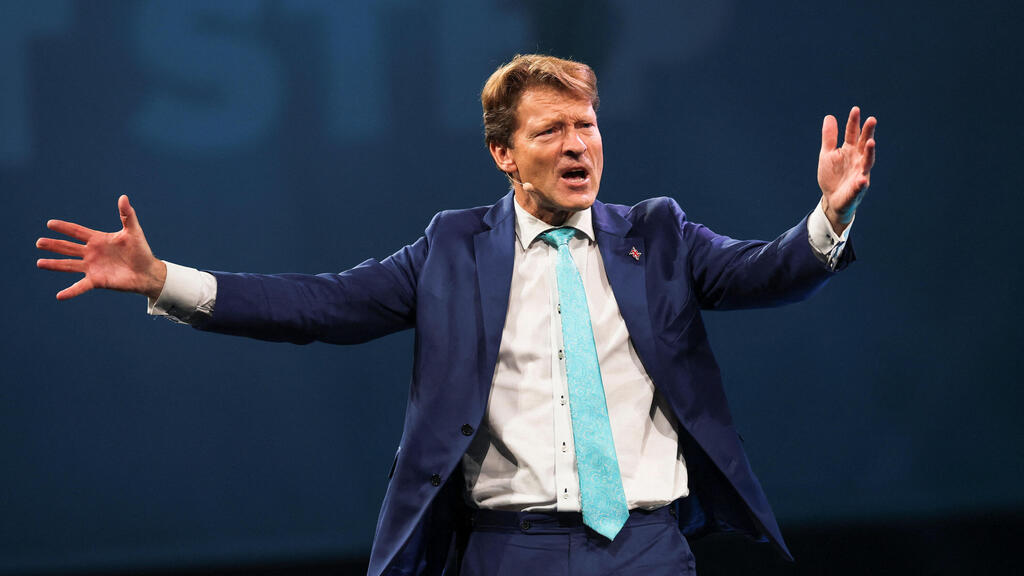 Richard Tice (Photo: REUTERS/Phil Noble) ריצ'רד טייס ונייג'ל פראג'