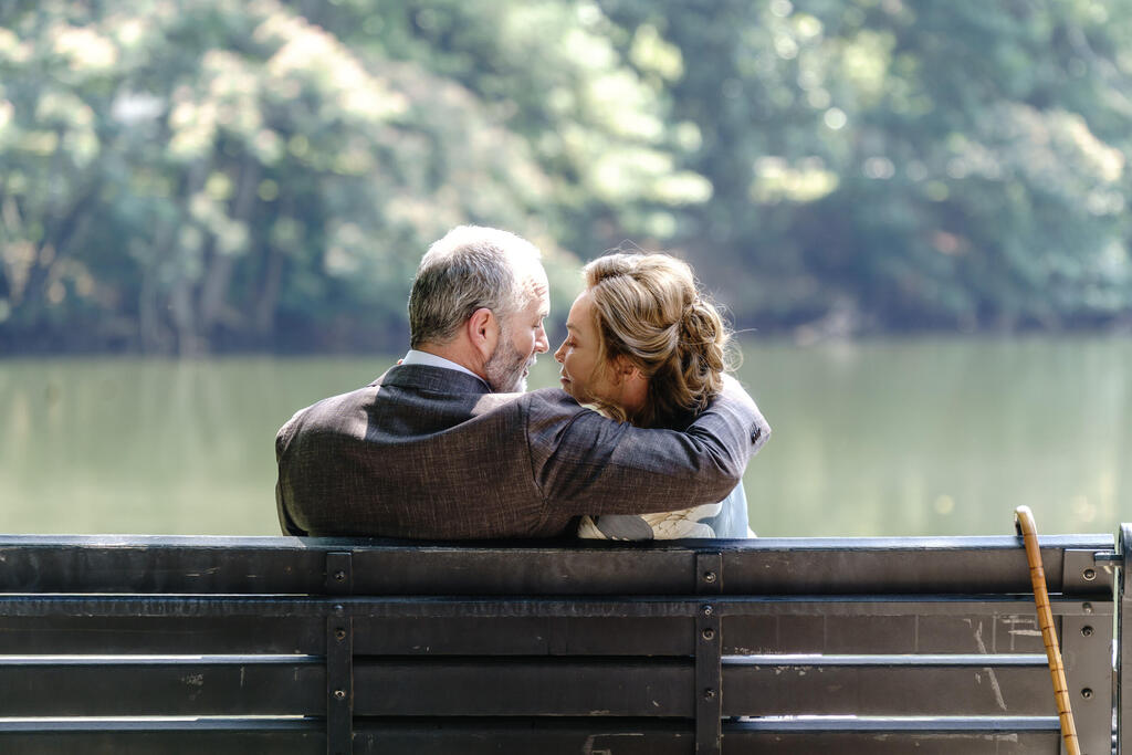 Кадр из фильма "Лилиан Холл - свет внутри" 