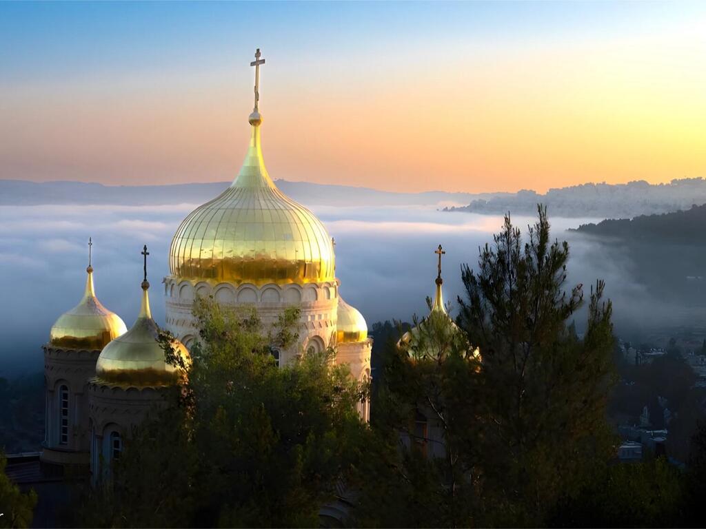 Gorney Monastery at sunrise (Photo: Ortal Tzabar) מנזר גורני בזריחה